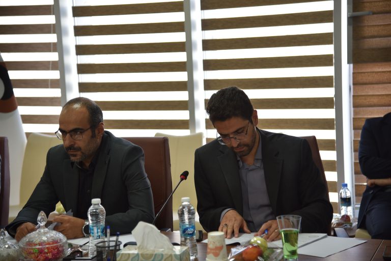 مجمع سال ۱۴۰۳ گروه اقتصاد مفید